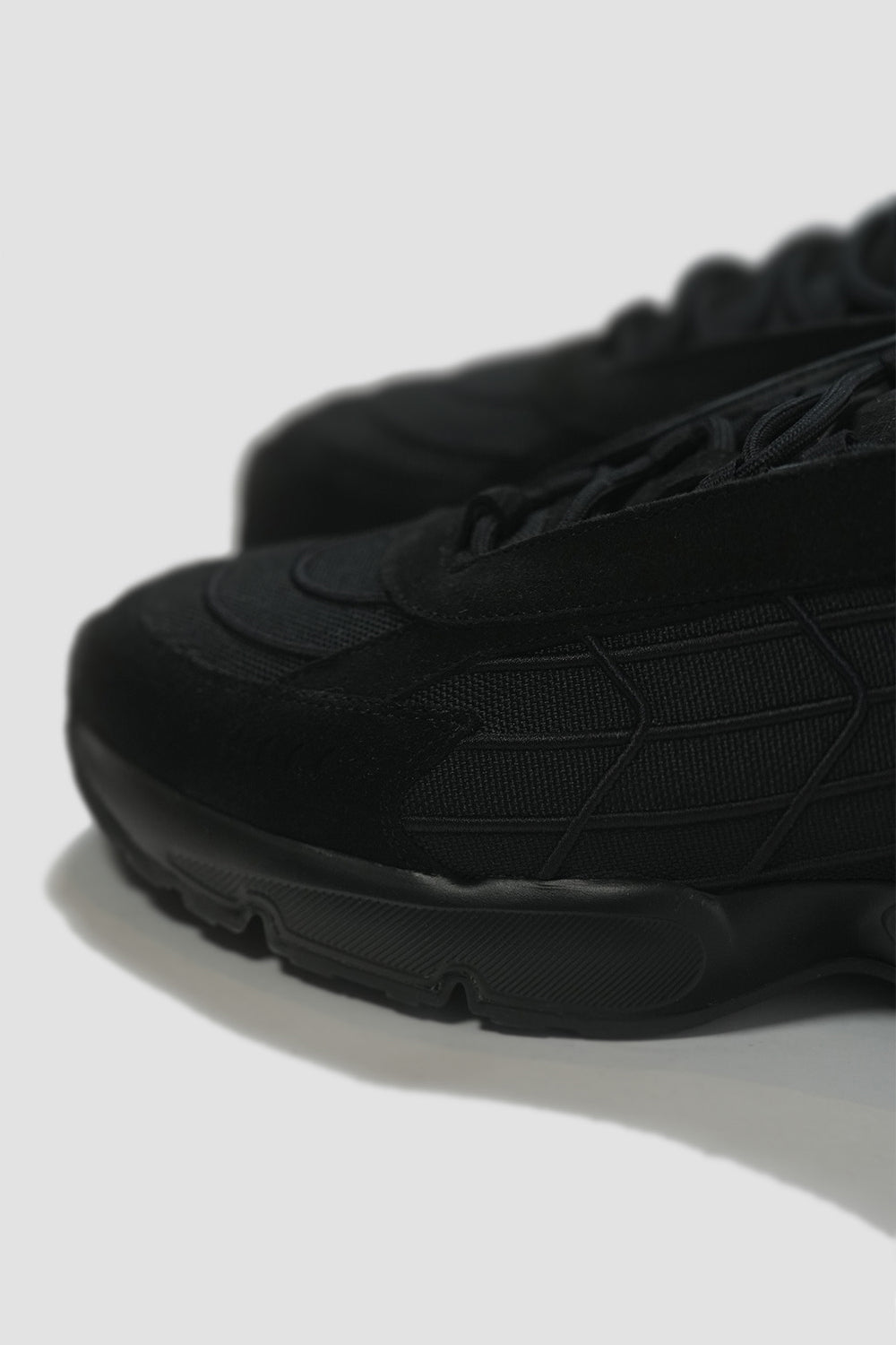 Black Apex Soul Sneakers