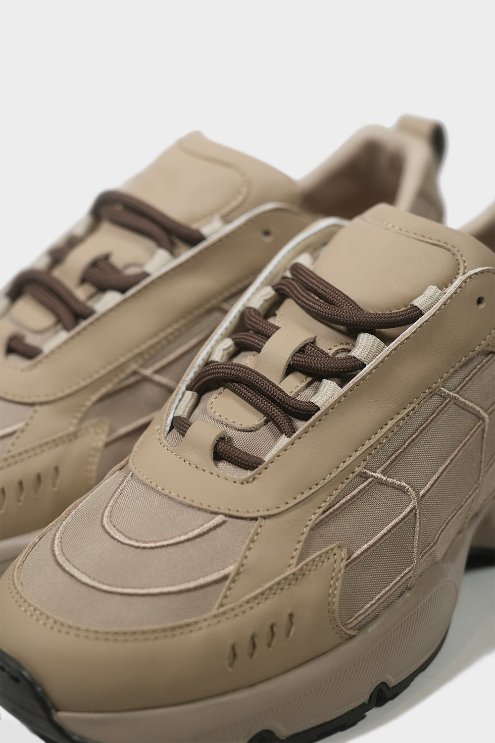 Cream Apex Soul Sneakers