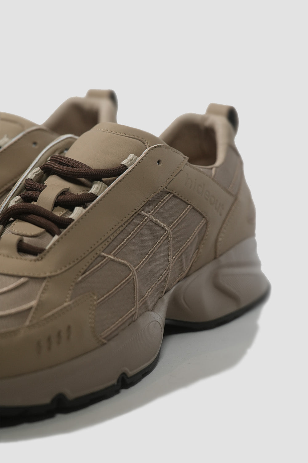 Cream Apex Soul Sneakers