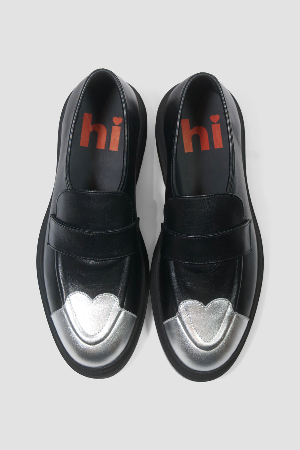 Heart Tip Leather Loafers