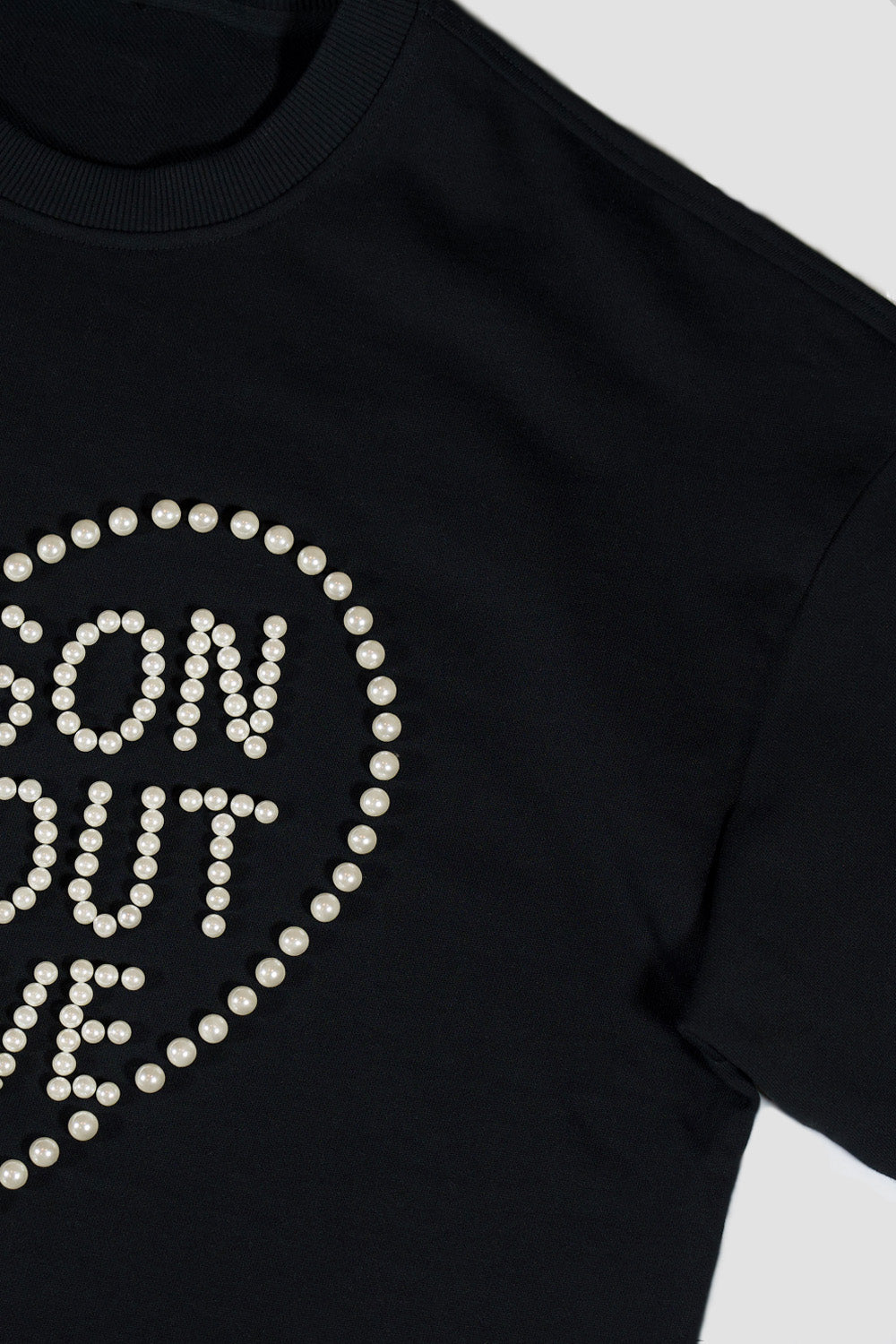 Maison Hideout Pearl T-Shirt Black